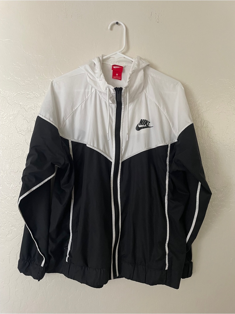 Women’s Nike Black and White Windbreaker Jacket